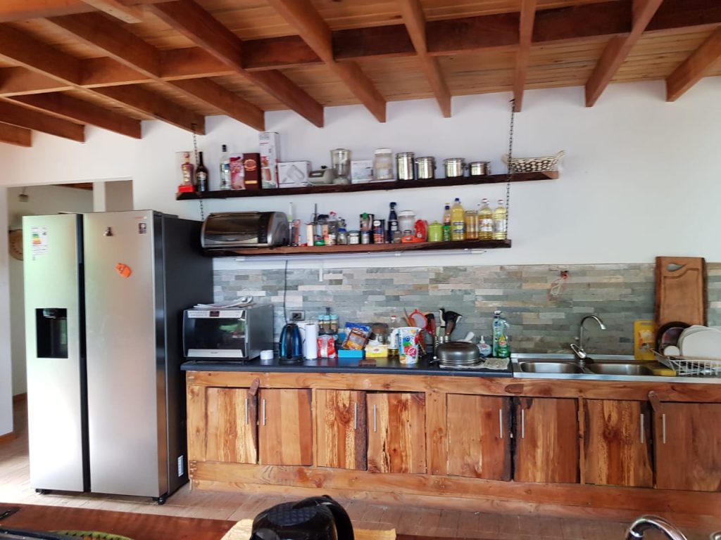Arriendo Temporada Casa orilla de playa, Pucura, Lago calafquen