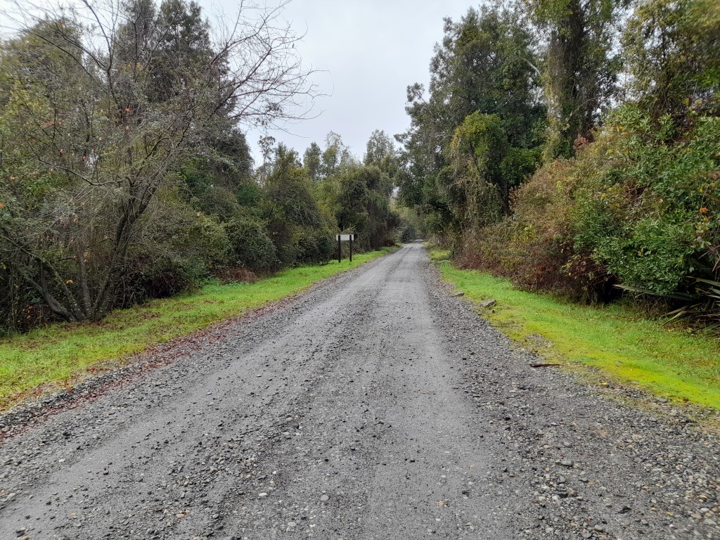 VENTA DE TERRENO CON GALPONES Y OFICINA CON SALA DE VENTAS